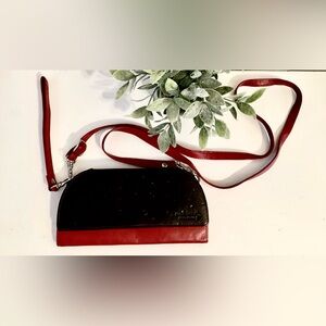 Rogue Wallet Interchangeable Bag to Wristlet to Wallet System Crossbody